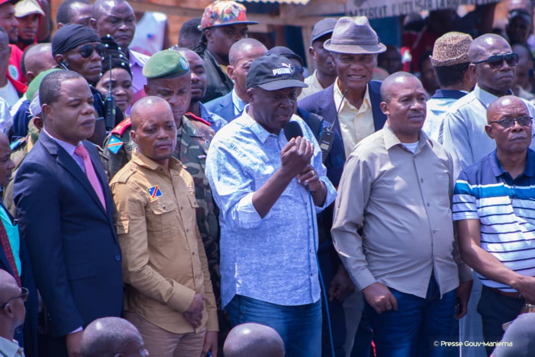 Kabambare : Auguy Musafiri boucle son sejour à la Salamabila par un meeting patriotique